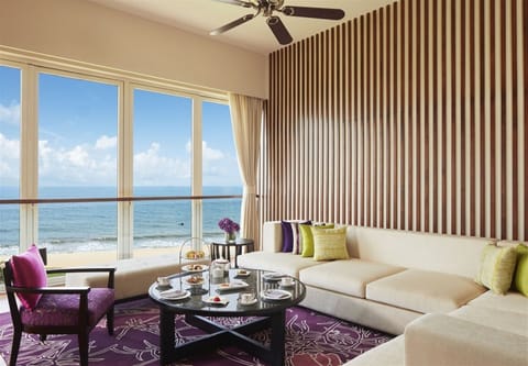 Presidential Suite. | Living area | 42-inch LED TV with cable channels, TV, iPod dock