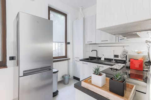 Apartment | Private kitchen | Full-size fridge, microwave, oven, stovetop