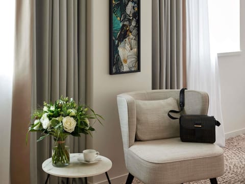 Junior Suite, 1 Double Bed | Pillowtop beds, free minibar, in-room safe, laptop workspace