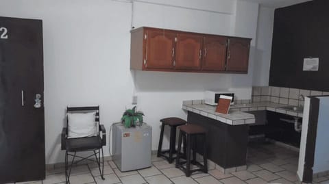 Standard Apartment | Private kitchen | Microwave, kitchen islands