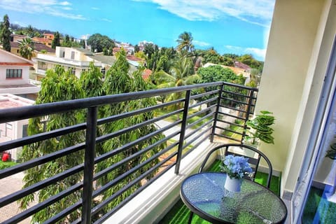 Deluxe Apartment | Balcony view
