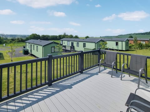 Terrace | Skye, Kelso