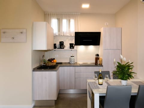 House | Private kitchen | Electric kettle, toaster