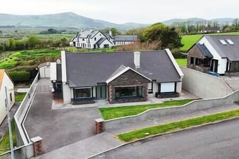 Aa4d5a45 d37f 40c2 af14 7c39e2ae9ef6