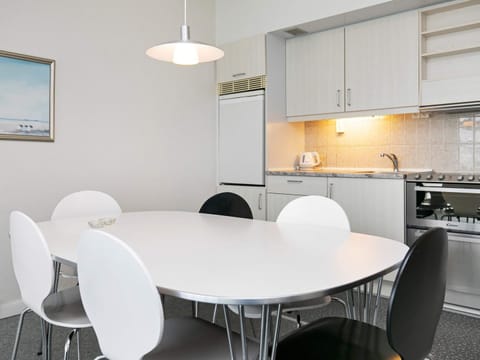 Apartment | Dining