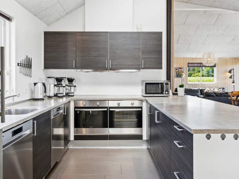 House | Private kitchen