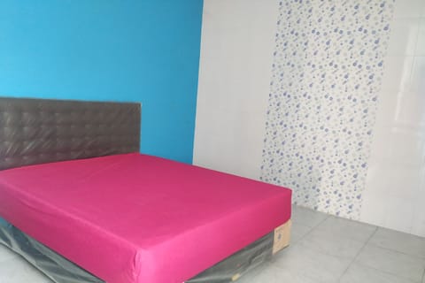 Deluxe Double Room | Free WiFi, bed sheets