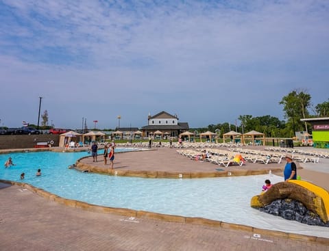 Seasonal outdoor pool