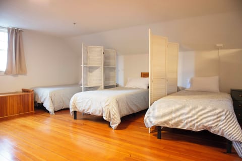 Shared Dormitory, Mixed Dorm, Non Smoking | Free WiFi, bed sheets