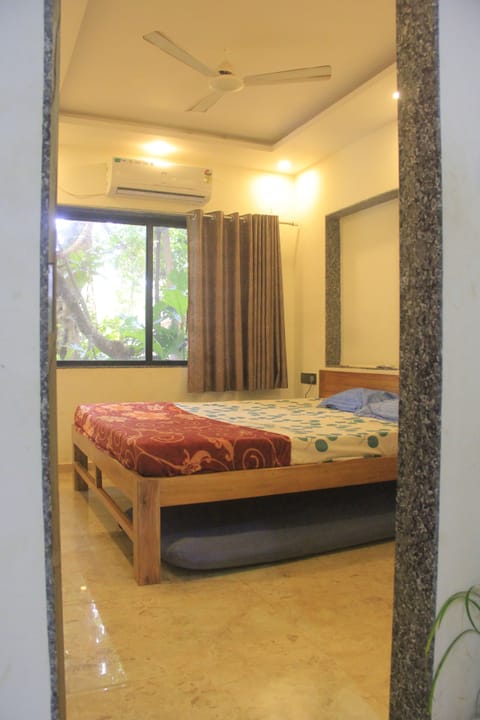 Deluxe King Room With Garden View