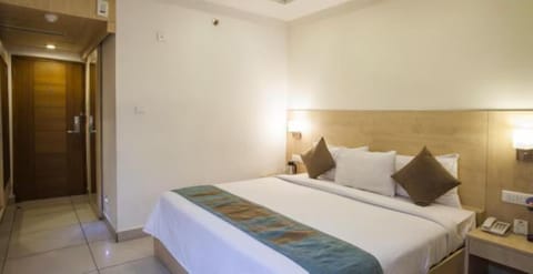 Deluxe Double Room | Free WiFi