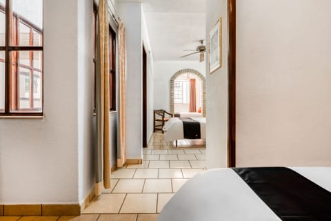 Standard Triple Room | Desk, free WiFi, bed sheets