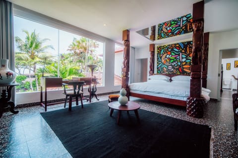 Robyn Ward Suite | 1 bedroom, in-room safe, free WiFi, bed sheets