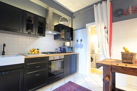 Autumn, Kitchen, Spring, Summer