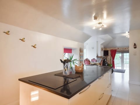 Kitchen | Nether Auchlinsky Cottage, Glendevon