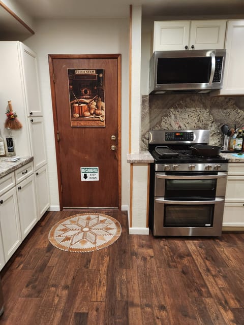 Kitchen - double oven