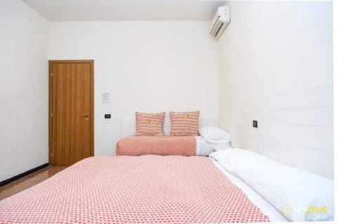 Economy Double or Twin Room | Desk, free WiFi