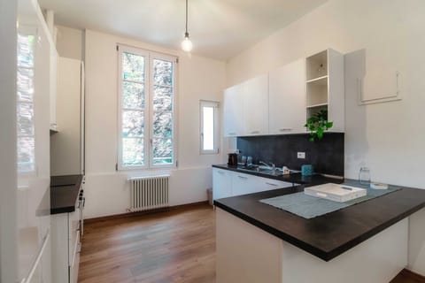 Apartment | Private kitchen | Full-size fridge, microwave, oven, stovetop