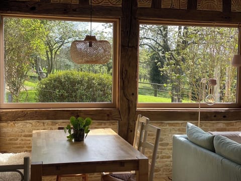 Premium House, Garden View | Free WiFi