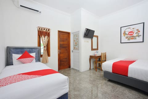 Deluxe Twin Room | Free WiFi, bed sheets