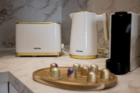 Kitchen, Room Detail