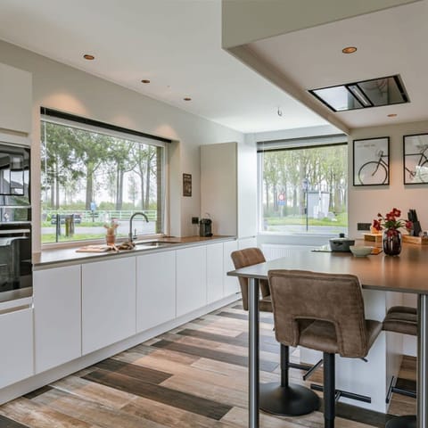 House | 3 bedrooms, Internet