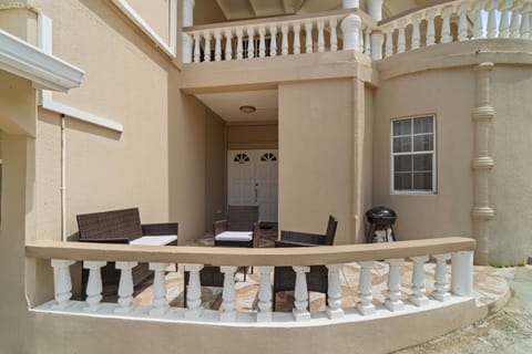 Comfort Apartment, 2 Bedrooms, Non Smoking, Private Bathroom | Terrace/patio