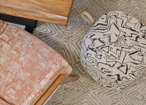 Premium bedding, in-room safe, laptop workspace, blackout drapes