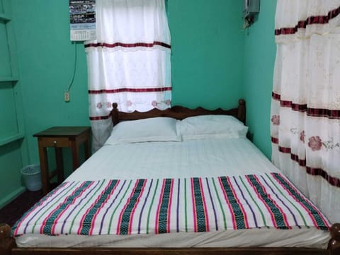 Comfort Double Room | Desk, free WiFi, bed sheets