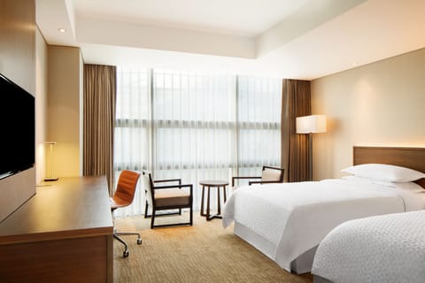 Deluxe Room, 2 Twin Beds | Premium bedding, pillowtop beds, in-room safe, desk