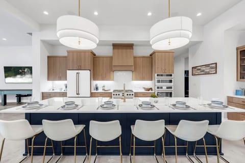 Breakfast Bar Seating