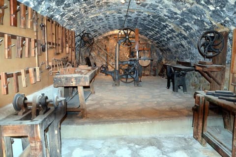 Apartment, 2 Bedrooms, Balcony, Garden View | Miscellaneous