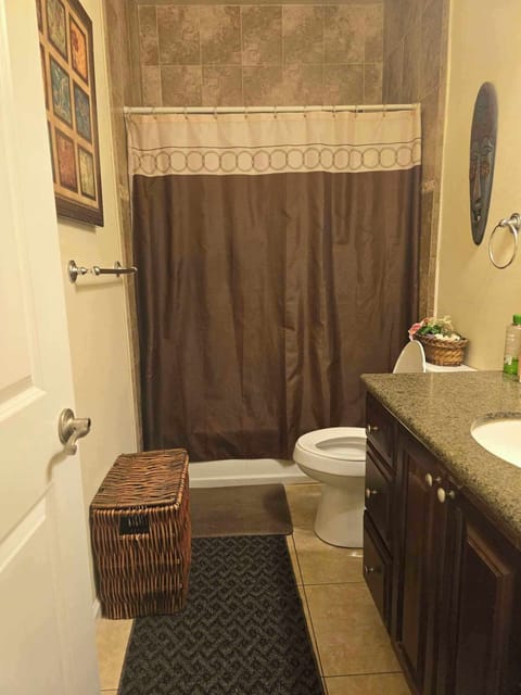 Room 1 | Bathroom | Shower, free toiletries, towels, soap