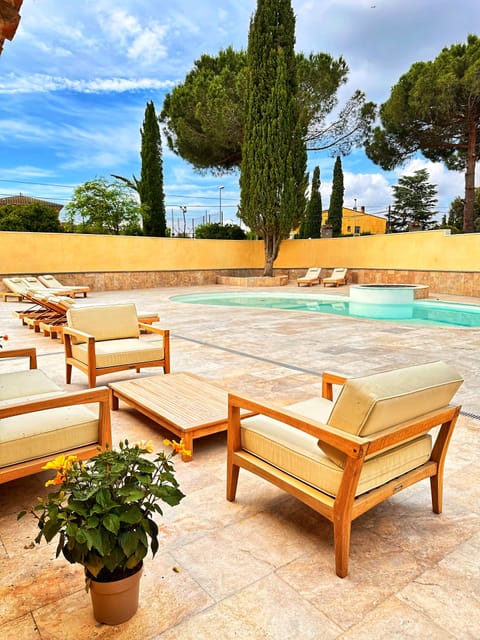 Indoor pool, seasonal outdoor pool