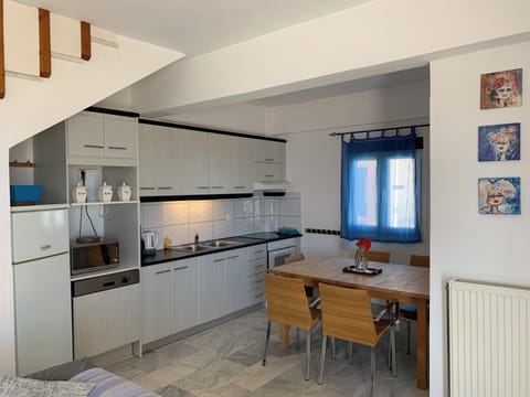 Panoramic Apartment | Private kitchen | Full-size fridge, microwave, oven, stovetop