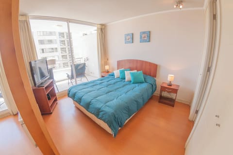 Deluxe Apartment, Balcony, City View | Premium bedding, free WiFi, bed sheets