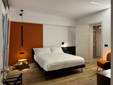 Deluxe Double Room | Individually decorated, individually furnished, desk, laptop workspace