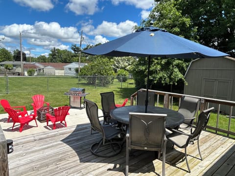 5’ fenced yard for your furry friends.