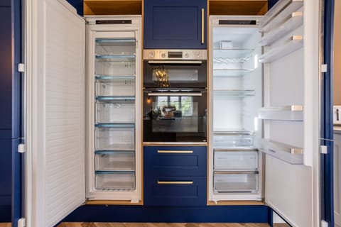 Bluebells - Large Fridge and Freezer