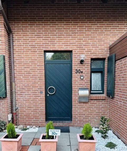 Entrance / Reception