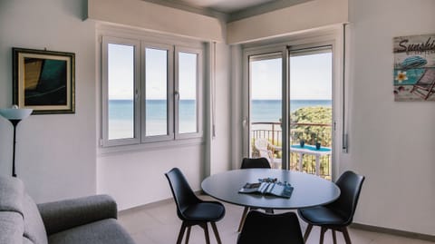 Apartment (1 Bedroom) | Living area | 55-inch TV with cable channels