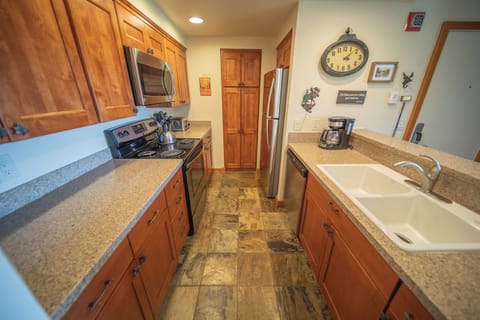 Fully equipped kitchen