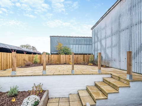 Patio | The Byre - Pleasantfield Farm, Ayr