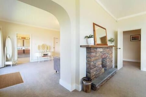 5c017539 1a39 4be3 a9a7 4cf2021f2cc7