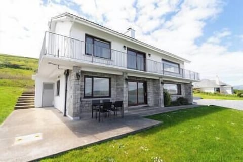 Caaff3c3 b39e 4f8f 8fcd 3261d45b1e60