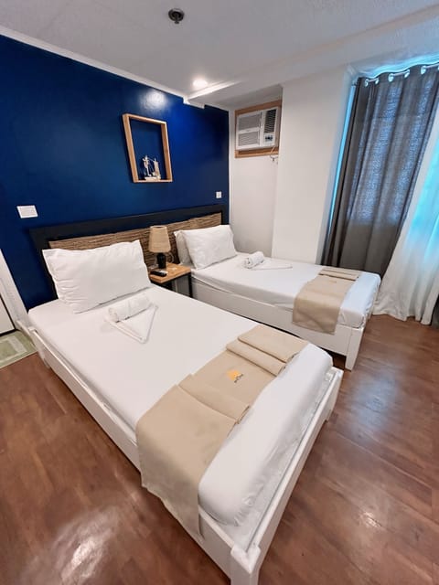 Double or Twin Room | Desk, free WiFi