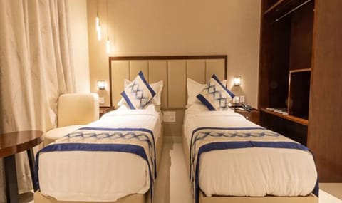 Luxury Room | Egyptian cotton sheets, premium bedding, in-room safe, free WiFi