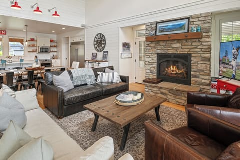 Living room looking back to kitchen