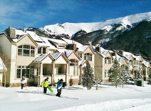 Ski in / Ski Out Townhome