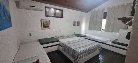 Comfort Quadruple Room | Free WiFi, bed sheets